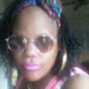 Meet your Posher, Ebony